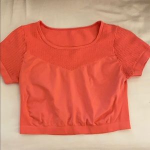 Alo Yoga coral crop active top